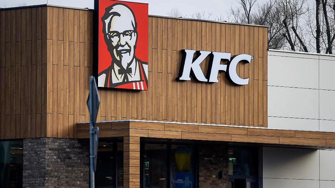 Řetězcům rychlého občerstvení se v&nbsp;Česku daří. KFC, Burger King a&nbsp;Pizza Hut ztrojnásobily zisk