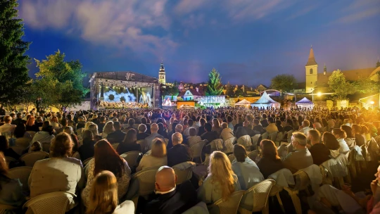 Milionové tóny. Krumlovský hudební festival proběhne v&nbsp;novém termínu. A&nbsp;roztočí ekonomiku
