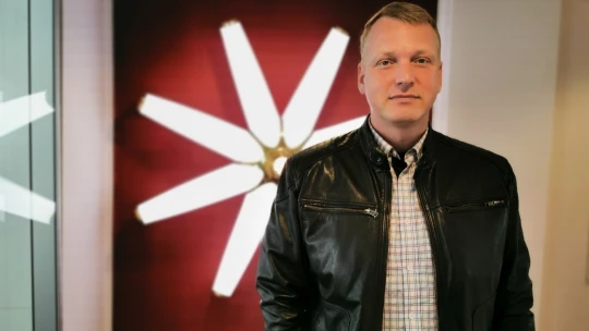 Jsem přesvědčený, že iniciativou pro nošení roušek jsme zachránili desítky tisíc lidí, říká podnikatel Martin Hausenblas