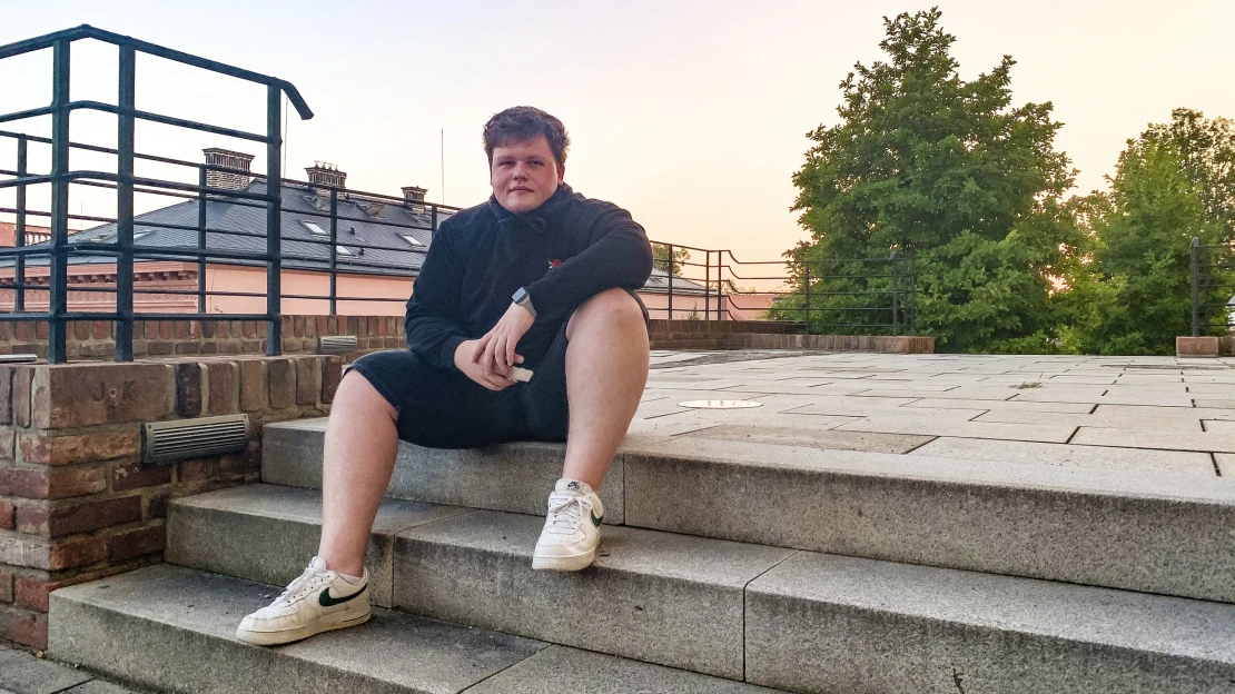 Od mládí snil o&nbsp;práci v&nbsp;reklamce. Jeho projekt In Czechia… obletěl Česko a&nbsp;reklamky teď sní o&nbsp;něm