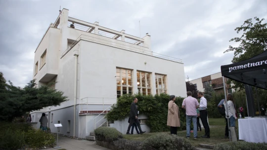 Zabili ho nacisté a&nbsp;svět na něj zapomněl. Génia české architektury teď objevuje výstava