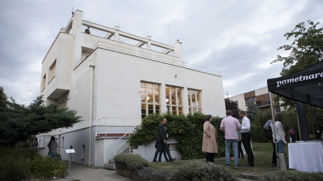 Zabili ho nacisté a&nbsp;svět na něj zapomněl. Génia české architektury teď objevuje výstava
