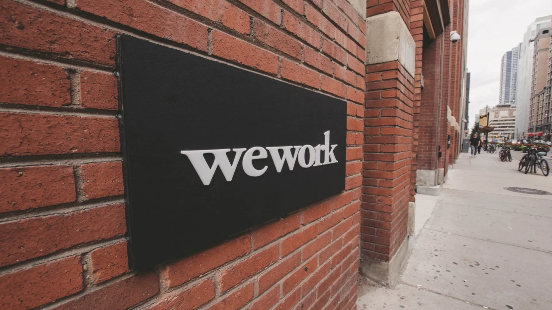 WeWork bojuje o&nbsp;přežití. Nadějný startup vyhlásil v&nbsp;USA bankrot