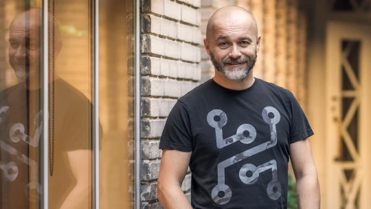 Chytré regály i&nbsp;monitoring dronů. Bývalý spin-off Jablotronu šlape do internetu věcí