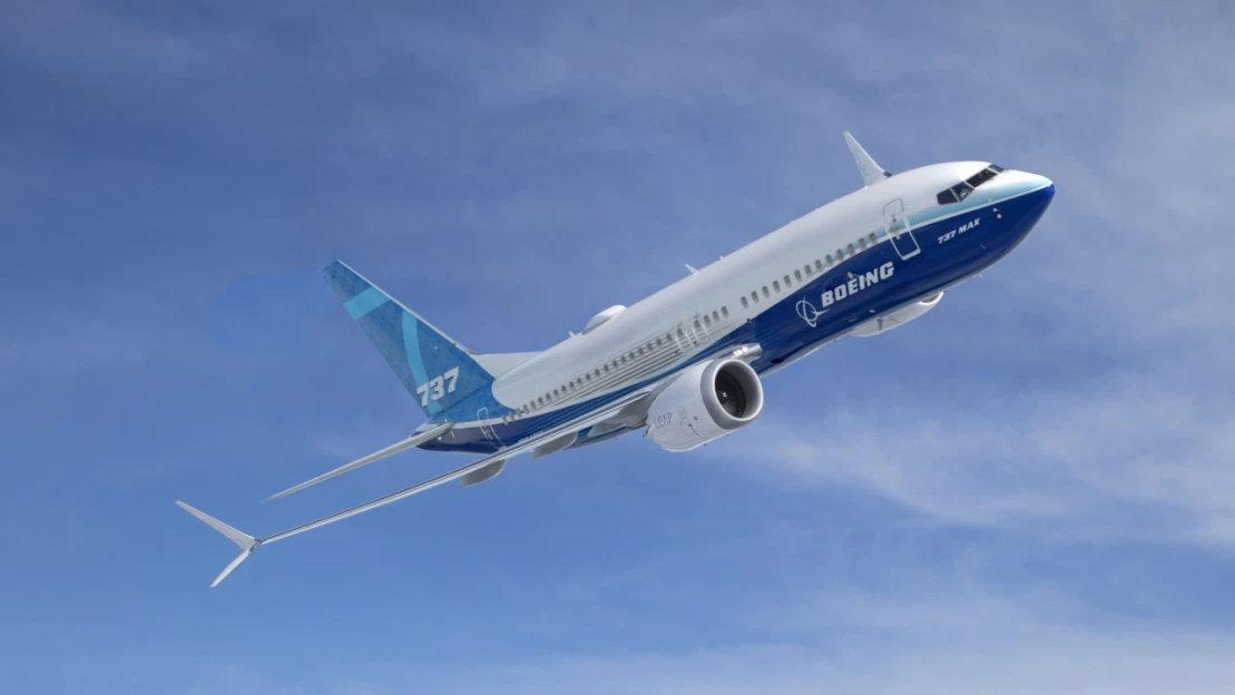 Boeing loni snížil ztrátu více než o&nbsp;polovinu. Tržby stouply o sedmnáct procent