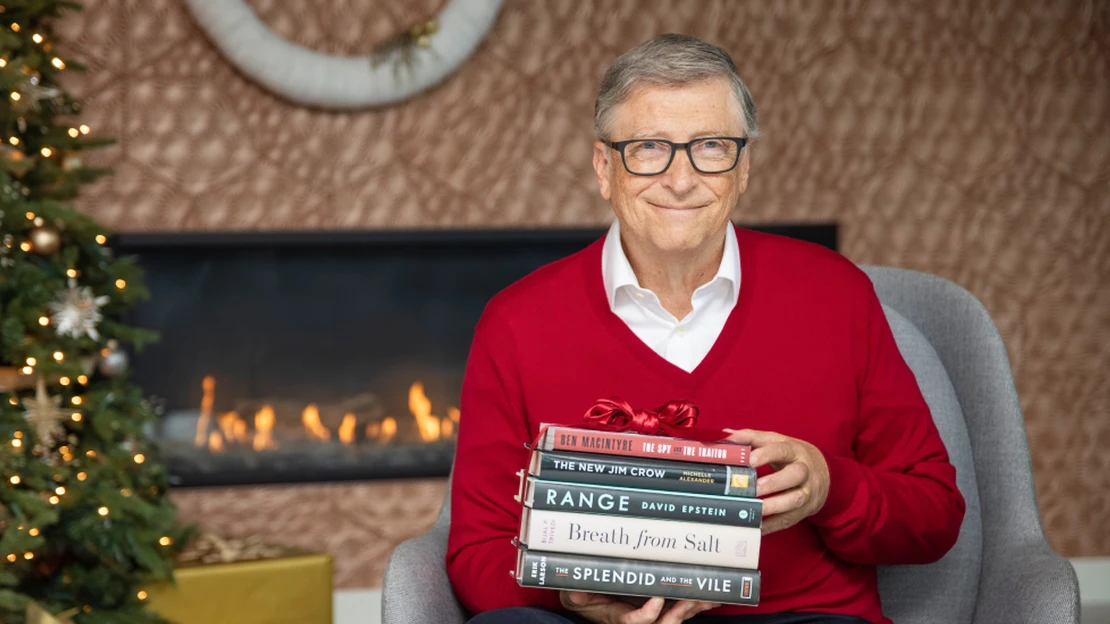 Bill Gates a&nbsp;jeho letošní čtenářský deníček. Inspirujte se dobrými knížkami pro mizerný rok