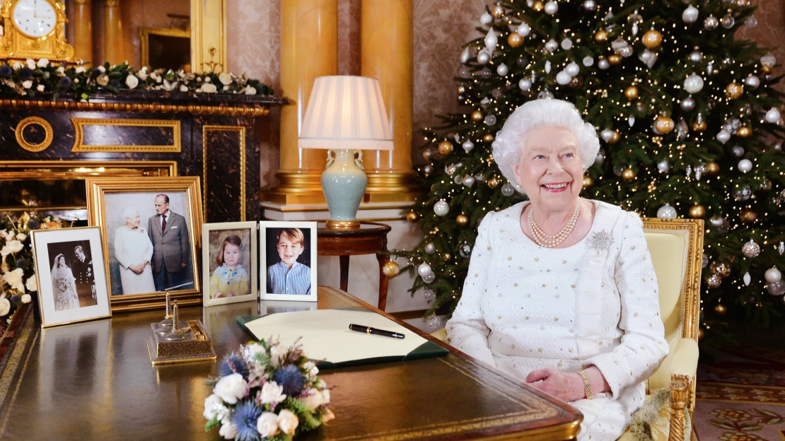 Oslavte advent s královnou. Windsor je vánočně vyzdoben a&nbsp;na měsíc se otvírá veřejnosti