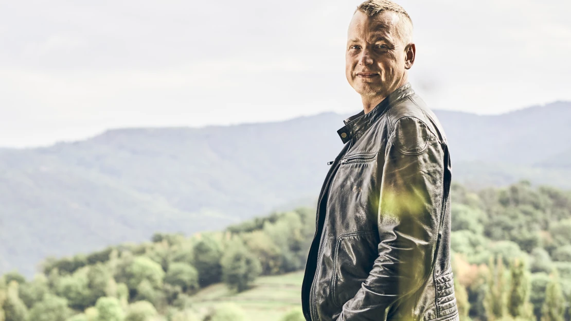 V Česku máme bordel, stěžuje si Hausenblas a&nbsp;viní vládu. Inspiraci, jak přistupovat k&nbsp;pandemii, našel v&nbsp;Kolumbii