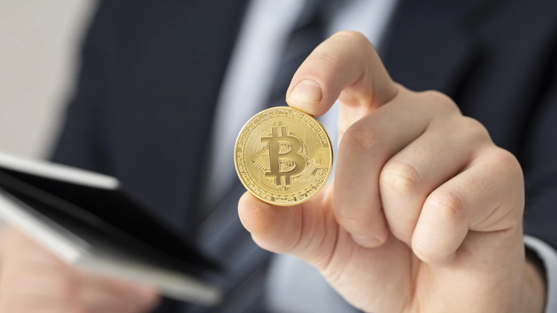 Bitcoin jede. Ani ne za měsíc vyrostl o&nbsp;třetinu a&nbsp;pokořil hranici 30 tisíc dolarů