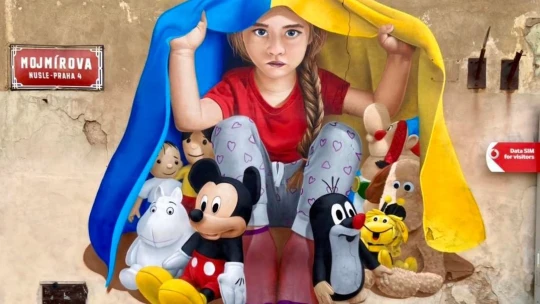 Česko dojal plačícím Masarykem. Teď Chemis budí emoce ukrajinským poselství