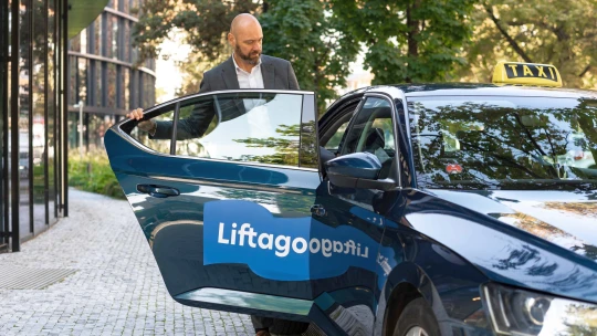 Liftago se loni propadlo pouze o&nbsp;třetinu. Mizernou sezonu zachránil rozvoz věcí