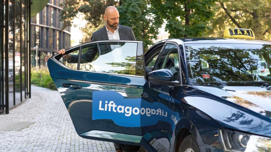 Liftago se loni propadlo pouze o&nbsp;třetinu. Mizernou sezonu zachránil rozvoz věcí