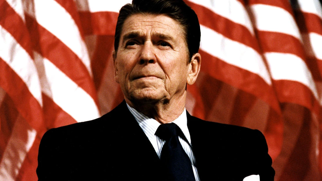 Forbes History: Prezident s&nbsp;kolty proklatě nízko. Ronald Reagan byl kovbojem, který porazil rudé