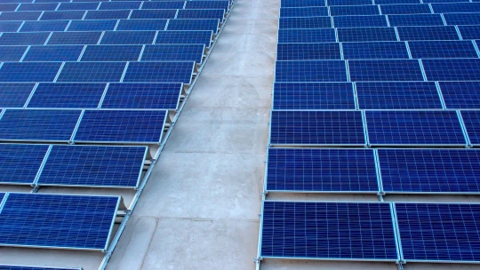 Ať žije slunce! Společnost Solek získala úvěr na výstavbu solárních elektráren v Chile