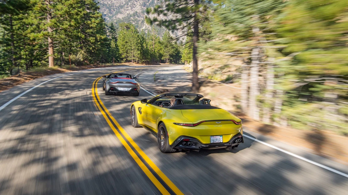 Krušné časy pro Aston Martin. Automobilka hlásí další rok ve ztrátě