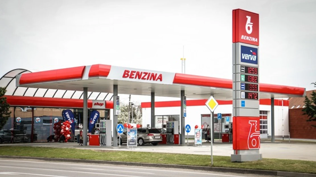 Konec zlevňování paliv. Benzin po&nbsp;zvýšení spotřební daně zdražil