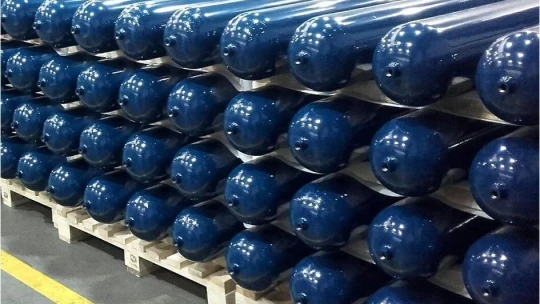 Cylinders Holding loni stouply tržby na 4,4 miliardy korun. Očekávali ale ještě o půl miliardy více