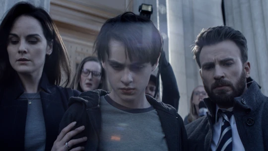 Seriály na víkend: Chladná kriminálka, lekce praní peněz a pohled do Gatesovy duše