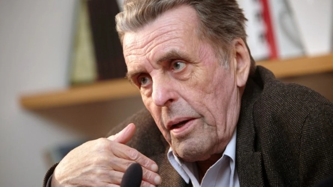 Zemřel filozof, signatář Charty 77 a&nbsp;bývalý politik Jan Sokol. Bylo mu 84 let