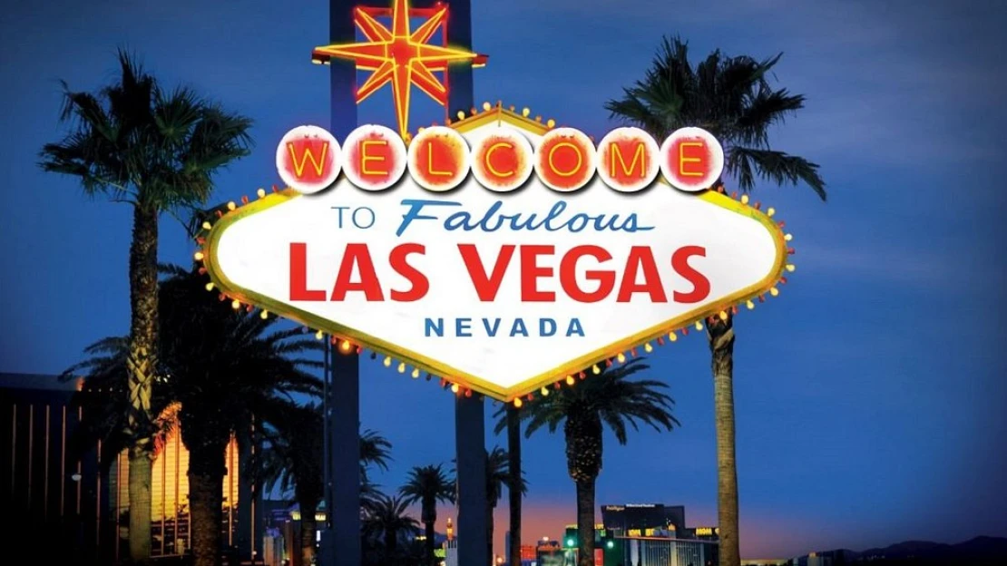 Gangster, podnikatel a&nbsp;snílek. Příběh Bugsyho Siegela, muže, který založil Las Vegas