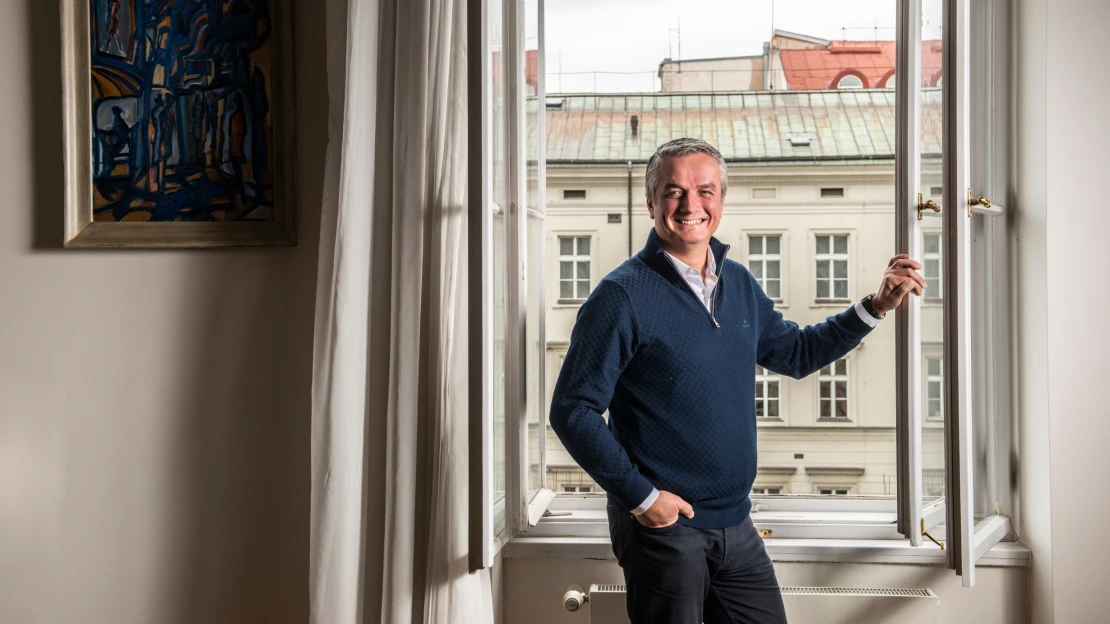 Českou poštu čekají velké změny. Firmu jsme rozdělili na tři části, říká její generální ředitel Roman Knap
