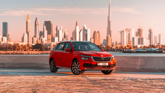 Ani Německo nebo Čína. Největší světový showroom Škody Auto najdete v Dubaji