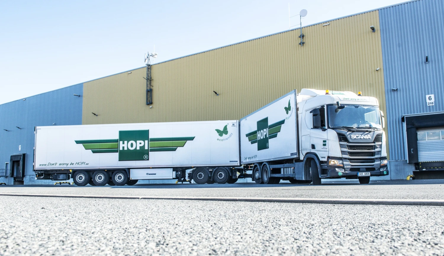 Hopi už má naočkováno v Rumunsku, na strategii českého státu čeká