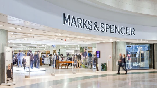 Marks & Spencer v&nbsp;Česku končí s&nbsp;chlazenými výrobky. Kvůli brexitu přijdou mrazáky