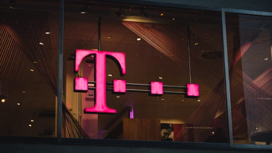 Juraj Bóna skončil na pozici ředitele T-Mobile pro ČR. Novým obchodním ředitelem je Maximiliano Bellassai
