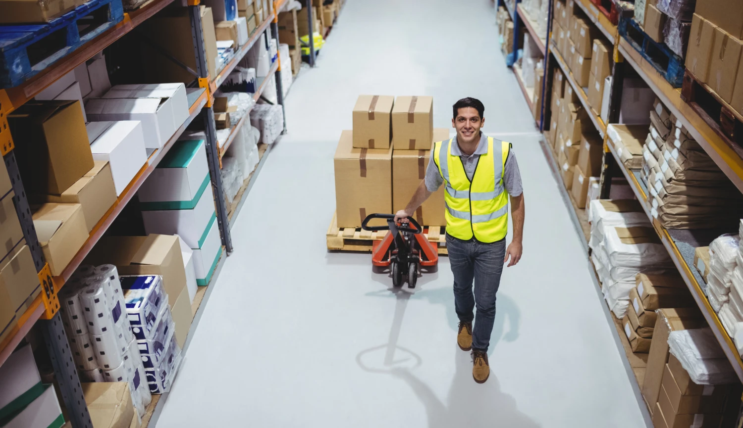 Jako Alibaba, ale v Evropě. Zakladatel Aukra postupně digitalizuje velkoobchod