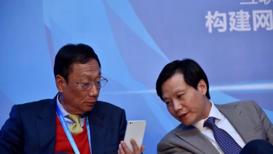 Xiaomi chce vyrábět elektromobily. Hodnota jeho akcií letí vzhůru