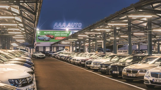Aures Holdings má nový rekord v&nbsp;prodeji aut. Za loňský rok si polepšila o&nbsp;11 procent