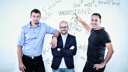 SentiSquare získal milion eur. Jeho umělou inteligenci na zpracování textu to posune dál