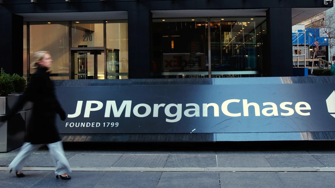 JPMorgan si ve třetím kvartále pohoršila. Pokles zisku způsobily rezervy