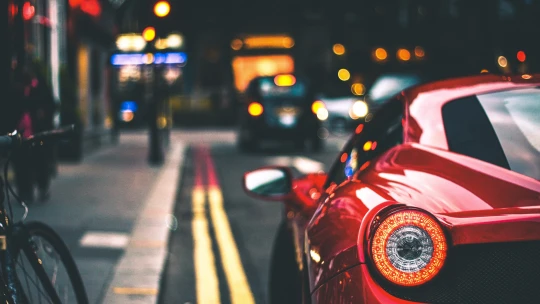 Zisk Ferrari v&nbsp;prvním čtvrtletí stoupl o&nbsp;devatenáct procent. Dosáhl 352 milionů eur