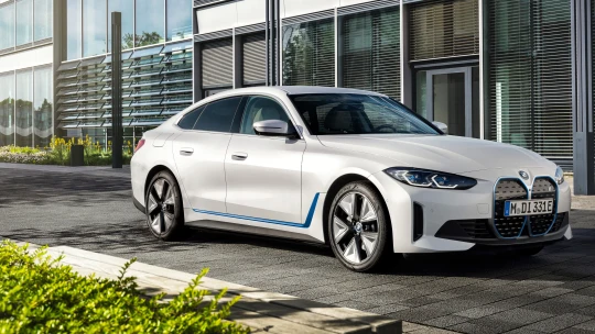 Tohle je nové elektrické BMW. Jeho zvuk složil Hans Zimmer