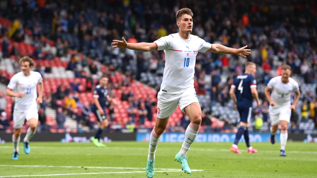 Buď Schick! Jak se prodával střelec nejdelšího gólu v&nbsp;historii Eura