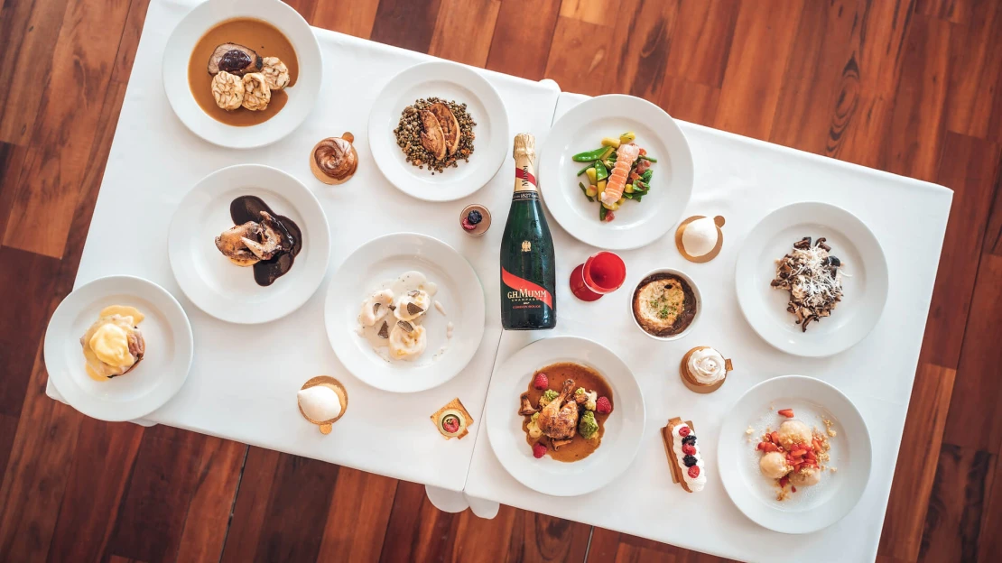 Kam na brunch? Jedině za šampaňským, zážitkem a&nbsp;na tahle místa