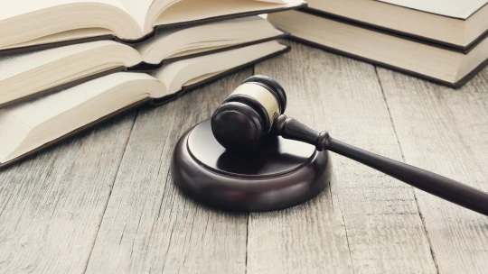 Radní ČT Lipovská podala trestní oznámení na Petra Dvořáka. Důvodem je pohledávka vůči Médee