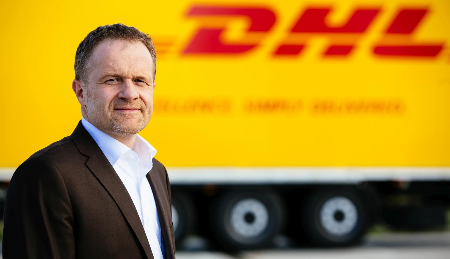 DHL pozastavila zásilky do USA nad osm set dolarů. Na vině jsou Trumpova cla