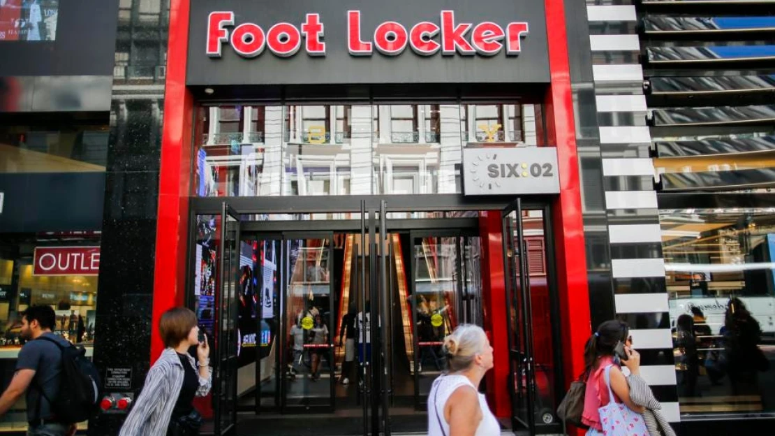 Do Asie a&nbsp;mimo obchoďáky. Za chystanou expanzi Foot Locker zaplatí miliardu dolarů