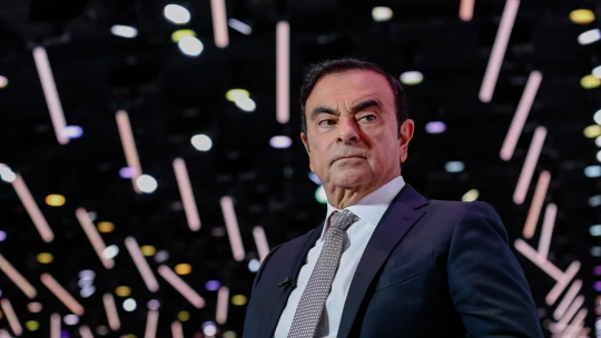 Jak mě z Japonska pašovali v bedně. Exšéf Nissanu promluvil o troufalém útěku