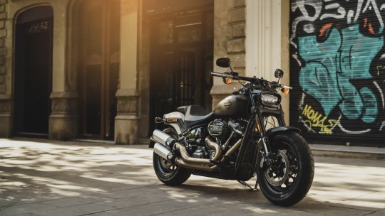 Došly motorky Harley-Davidson. Legendu navíc dusí boj Evropy a USA