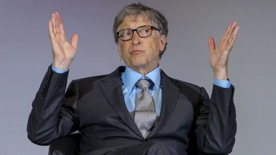 Až čtvrtý. Proč je Bill Gates v&nbsp;žebříčku nejbohatších Američanů nejníže za třicet let?