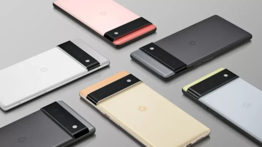 Google představil nové telefony. V&nbsp;řadě Pixel 6 poprvé použil vlastní procesor