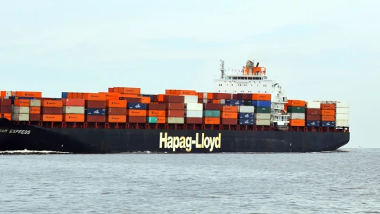 Únik ropy v Kalifornii mohly způsobit manévry německé nákladní lodi