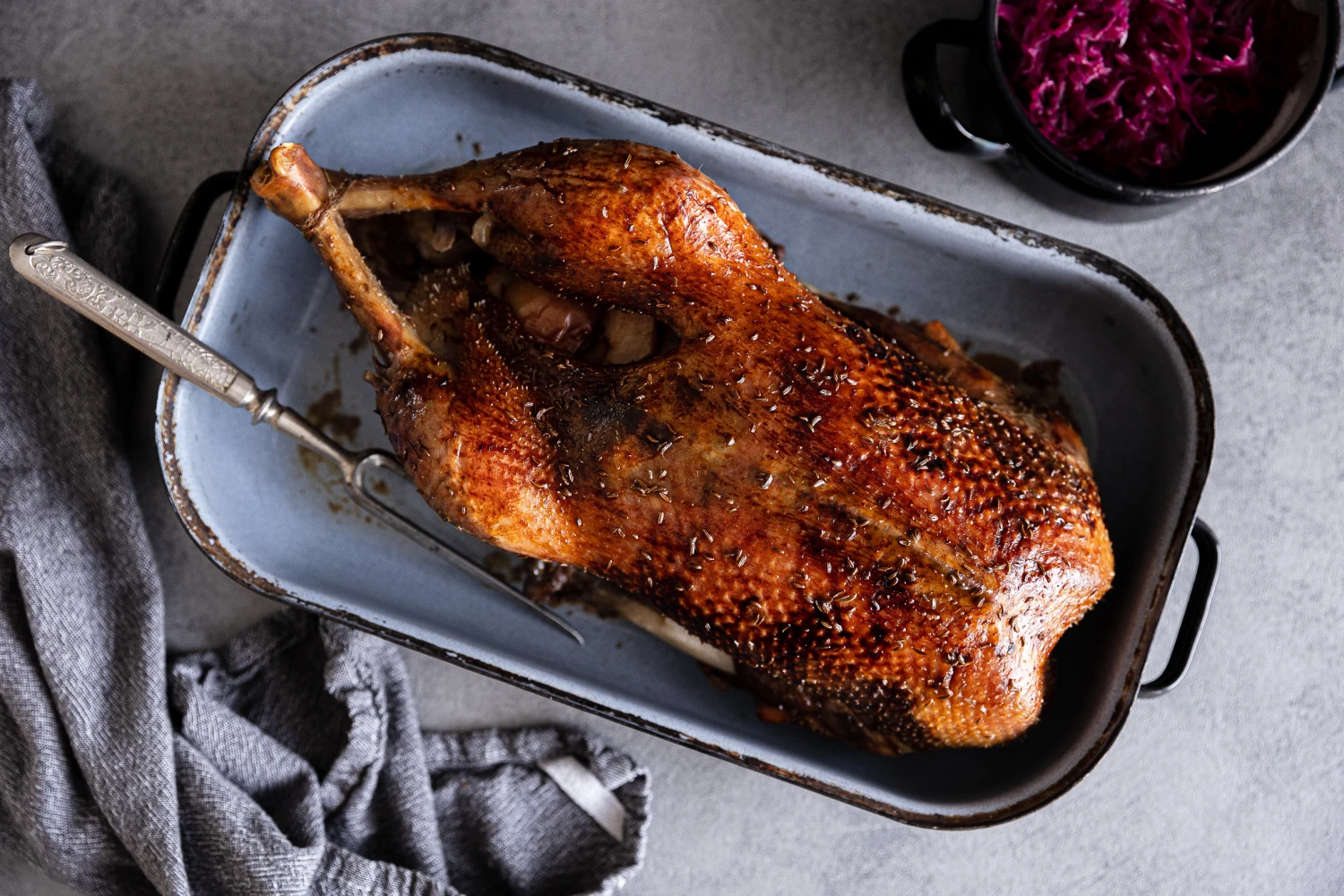 Na svatého Martina nejlepší je husina – a to ta pomalu pečená! Proto začněte s přípravou už dnes