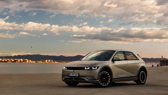 Hyundai a&nbsp;Kia jedou. Loni poprvé od roku 2019 prodaly více než sedm milionů aut