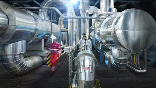 Vláda se rozhodla zrušit dotace teplárnám. Doplatí na to zákazníci