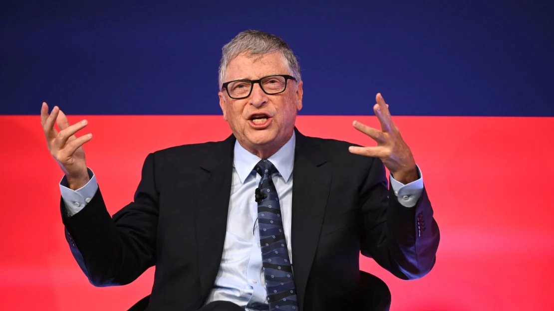 Cena zelených technologií se musí snížit. Bill Gates volá po průmyslové revoluci
